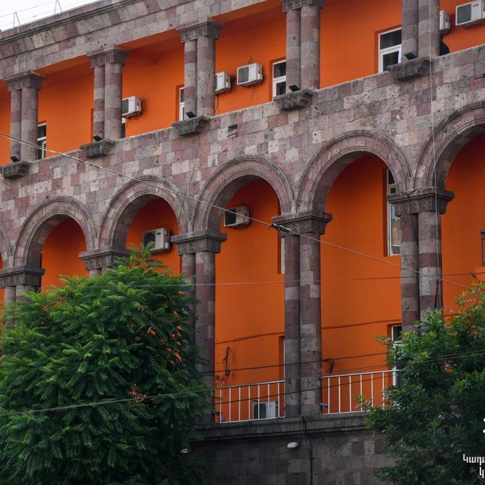 Կադաստրի կոմիտեի ղեկավար Սուրեն Թովմասյանի շնորհավորական խոսքը մարտի 8-ի կապակցությամբ Կադաստրի կոմիտեի ղեկավար Սուրեն Թովմասյանի շնորհավորական խոսքը մարտի 8-ի կապակցությամբ