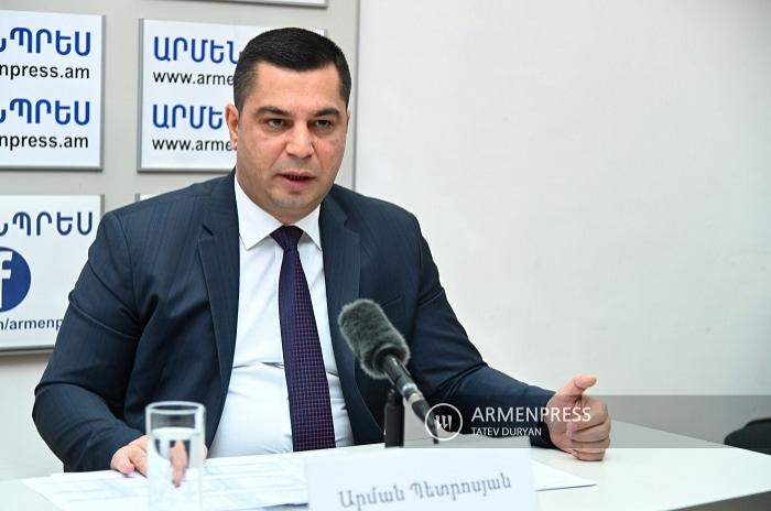 Արման Պետրոսյանը ազատվել է Կադաստրի կոմիտեի ղեկավարի տեղակալի պաշտոնից Արման Պետրոսյանը ազատվել է Կադաստրի կոմիտեի ղեկավարի տեղակալի պաշտոնից