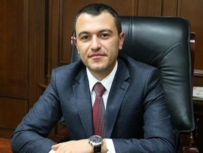 Կադաստրի կոմիտեի ղեկավար Սուրեն Թովմասյանի շնորհավորական ուղերձը Բանակի օրվա առթիվ